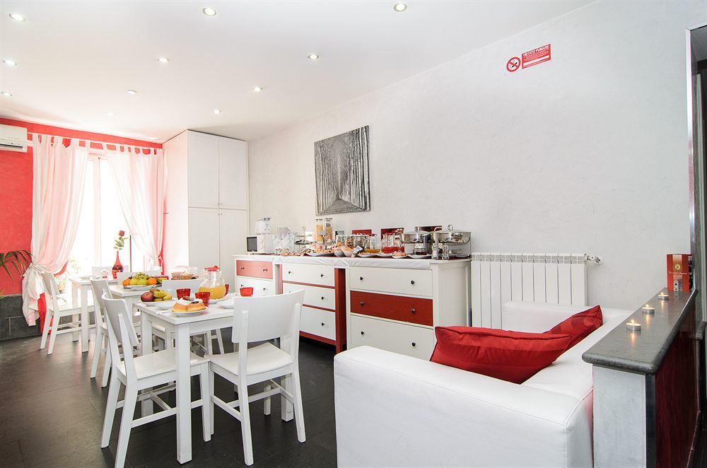 Suite Apartments Angioini Napoli Eksteriør billede